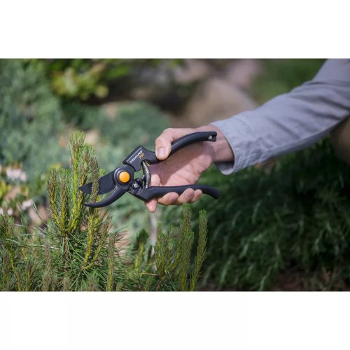 FISKARS PROFESSZIONÁLIS METSZŐOLLÓ P90