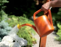 LOCSOLÓKANNA 4,5L NARANCS SZÓRÓFEJJEL IKON5-R200