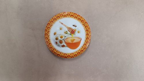 LAPKA 82 MM TÖBB SZÍN/MINTA (720 ML ÜVEGHEZ)